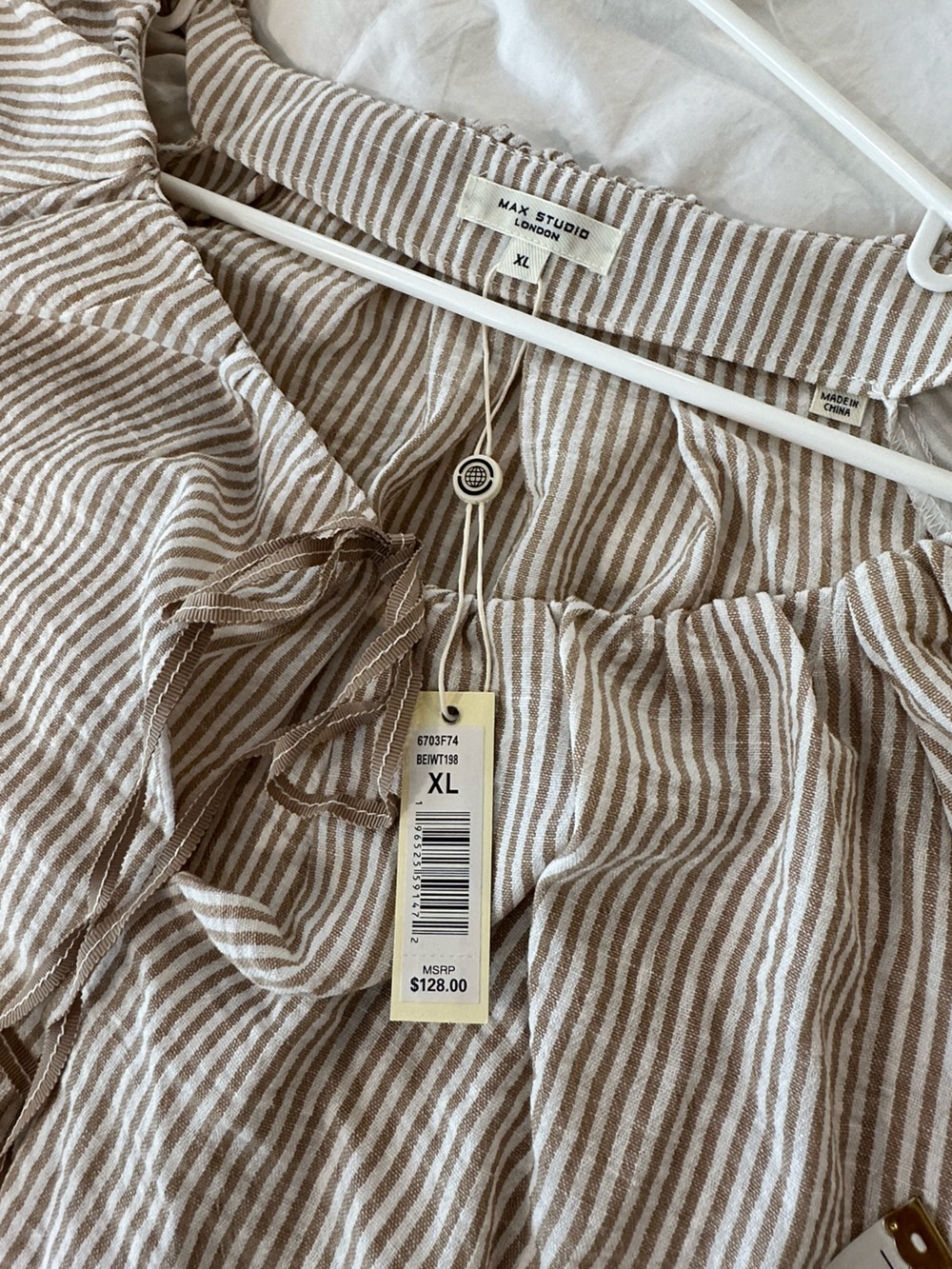Max Studio Beige & White Striped Puff Sleeve Peasant Top - Picture 6 of 8